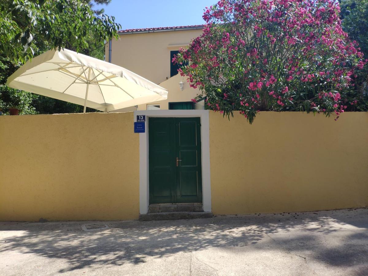 וולי לוסיניי Apartment Zdenka מראה חיצוני תמונה