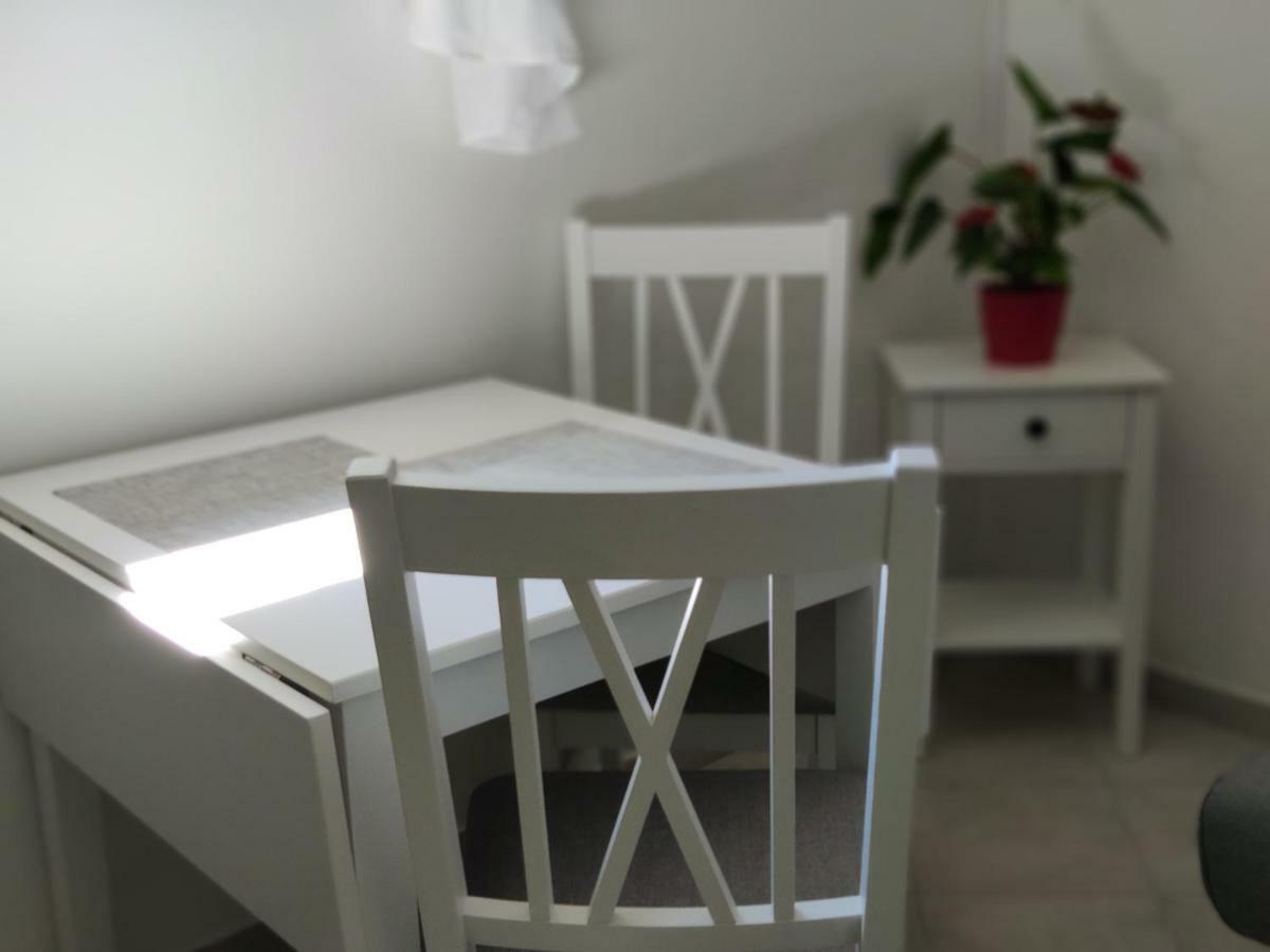 וולי לוסיניי Apartment Zdenka מראה חיצוני תמונה