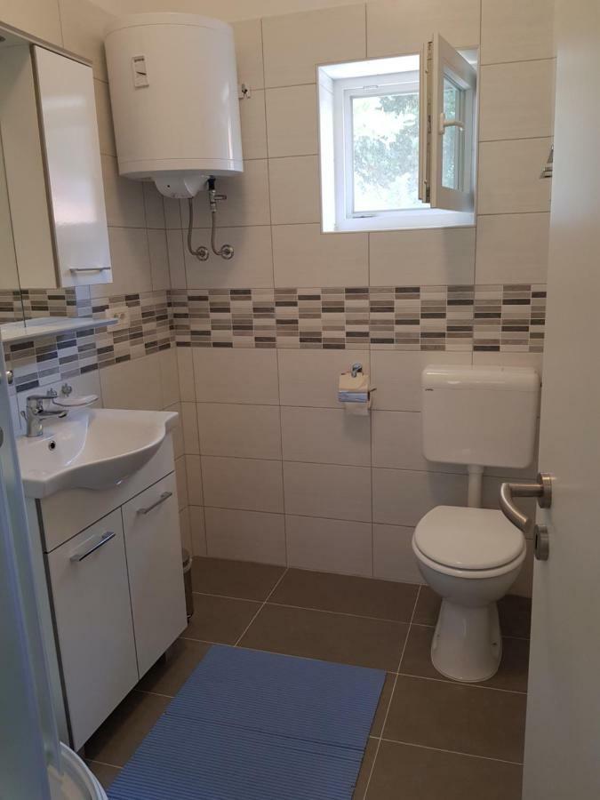 וולי לוסיניי Apartment Zdenka מראה חיצוני תמונה