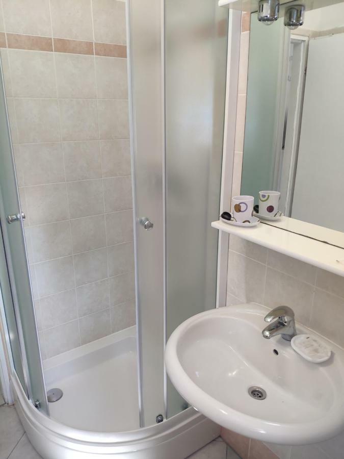 וולי לוסיניי Apartment Zdenka מראה חיצוני תמונה